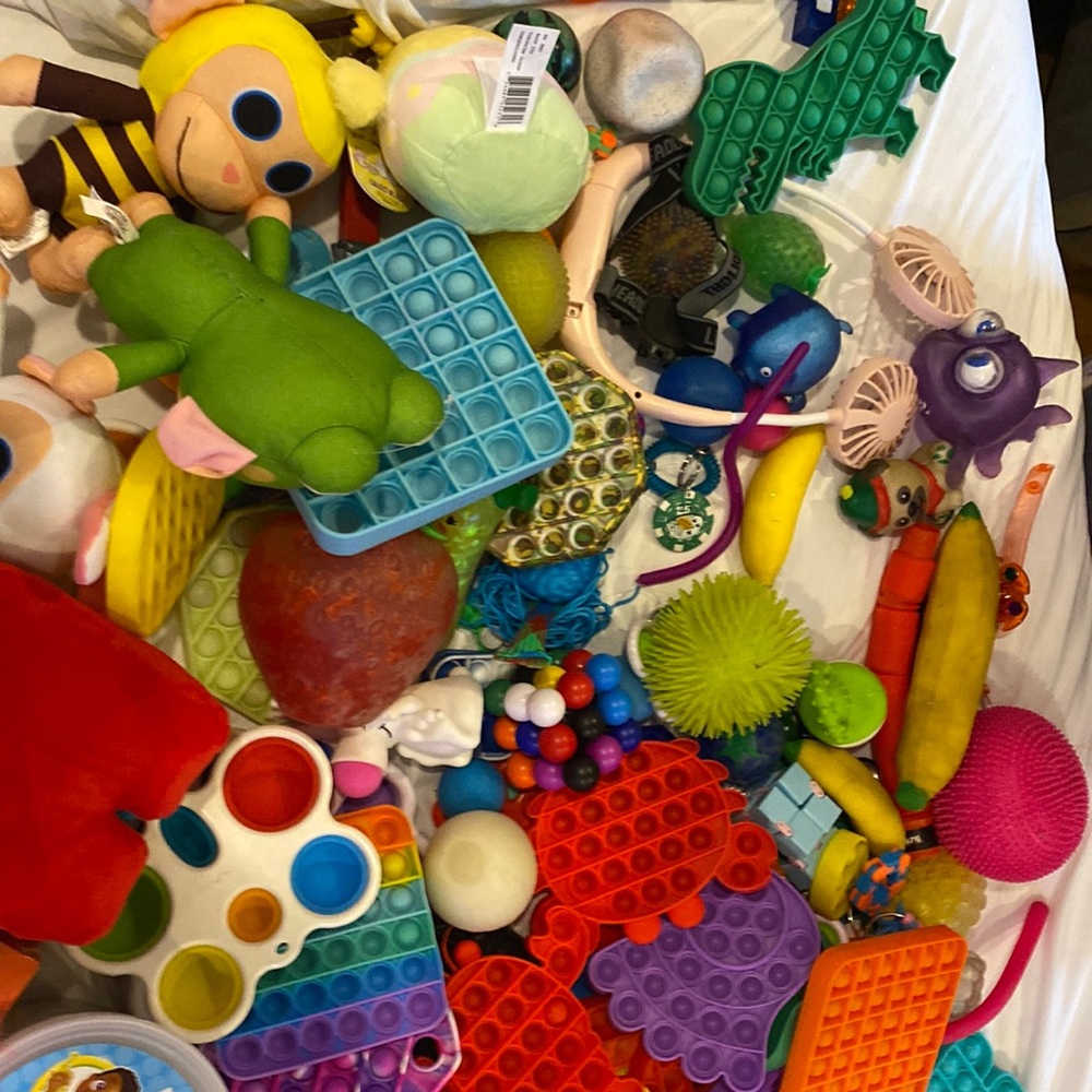 a lot of fidgets
